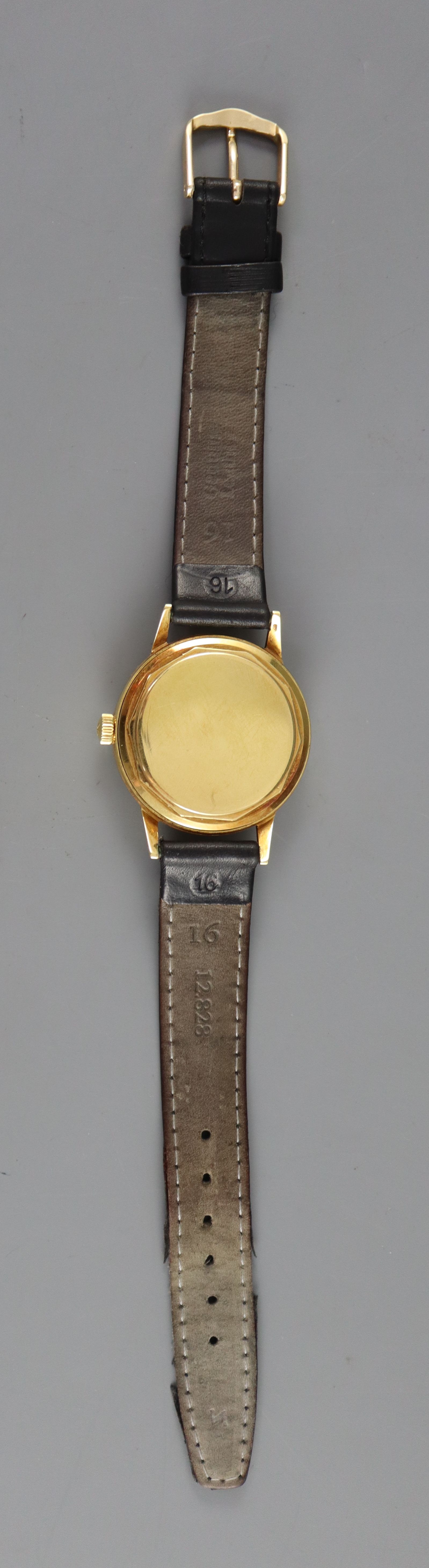 A gentlemans early 1960s 18ct gold Zenith automatic wrist watch, on later associated leather strap,